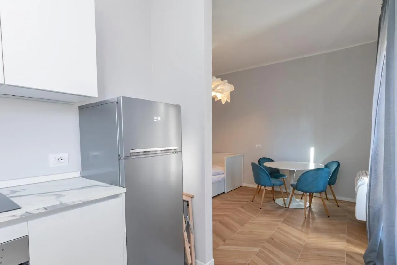 Luxury Apartment In Downtown - Curtatone 4 밀라노